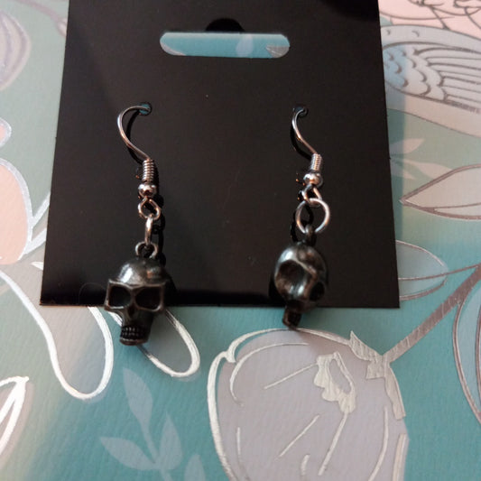 Skull earrings